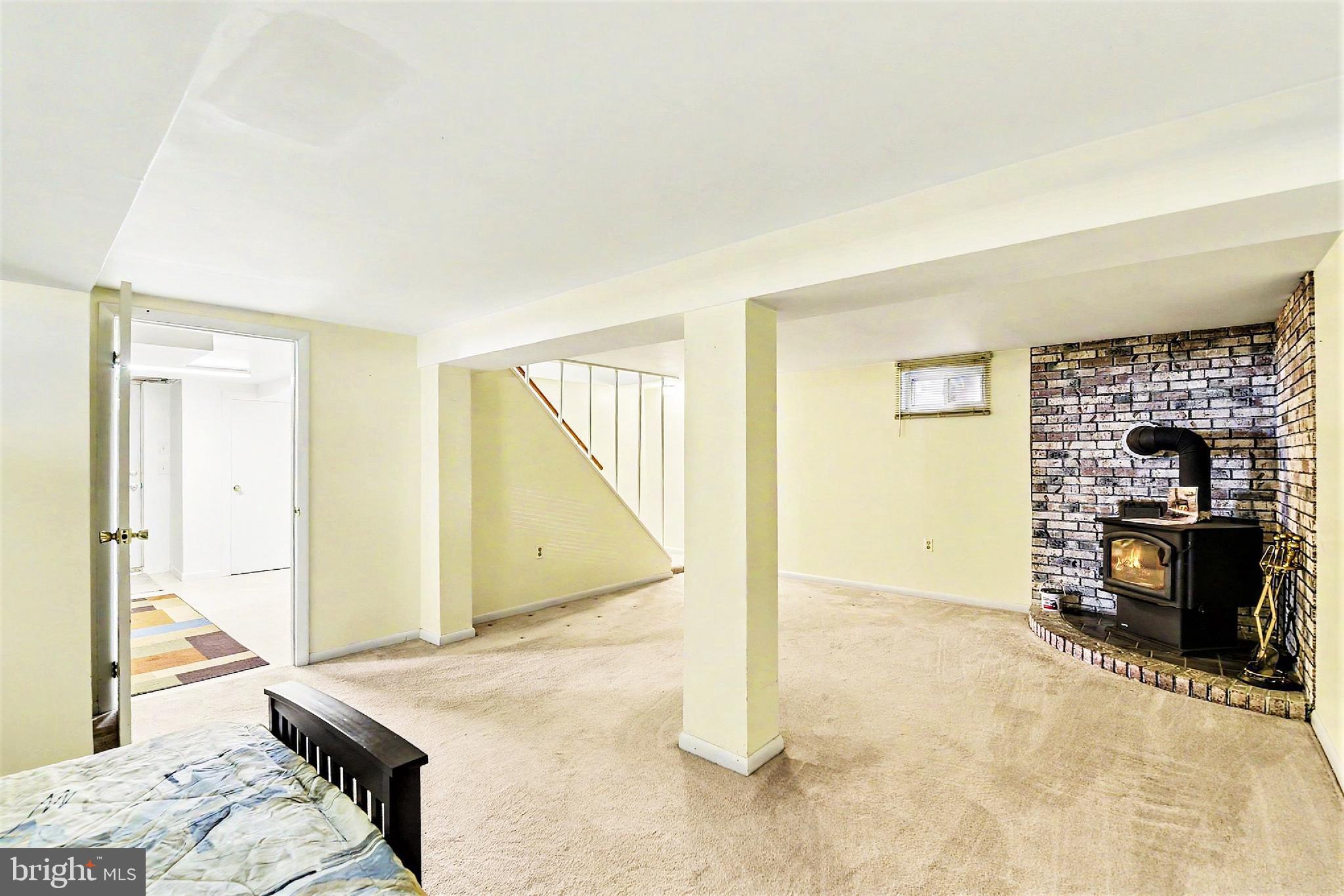 2623 Ambler Road Baltimore, MD 21222 - Photo 28 of 46 Family Room