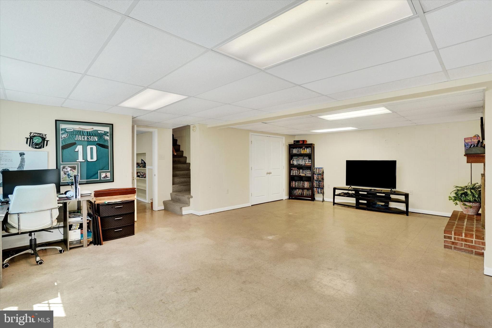 1616 Niles Road York, PA 17403 - Photo 15 of 31