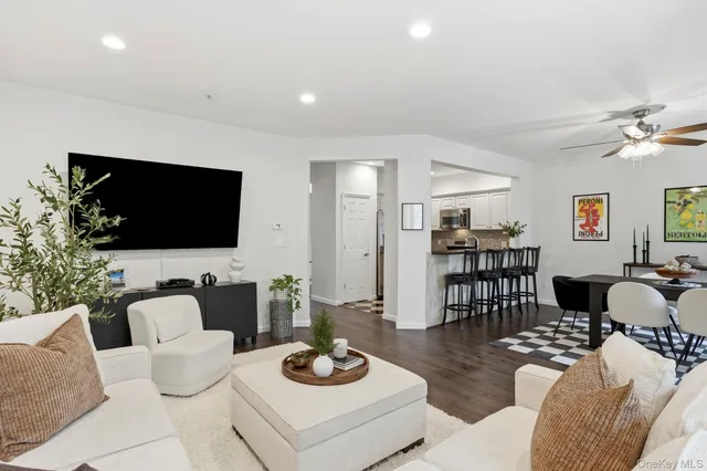 $699,999 | 1708 Half Moon Bay Drive, Croton-on-Hudson, NY 10520