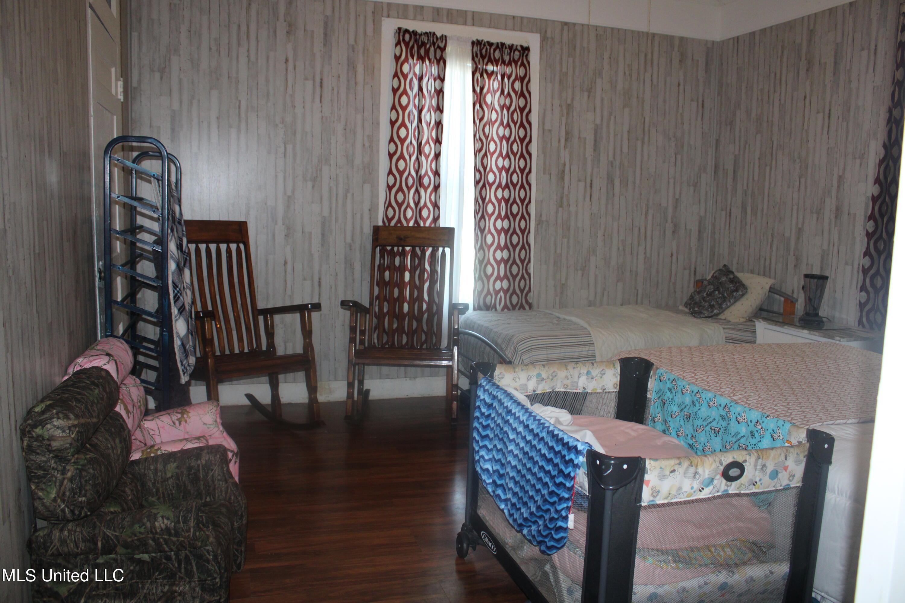 528 Perry Place Gulfport, MS 39507 - Photo 23 of 49 IMG_0279