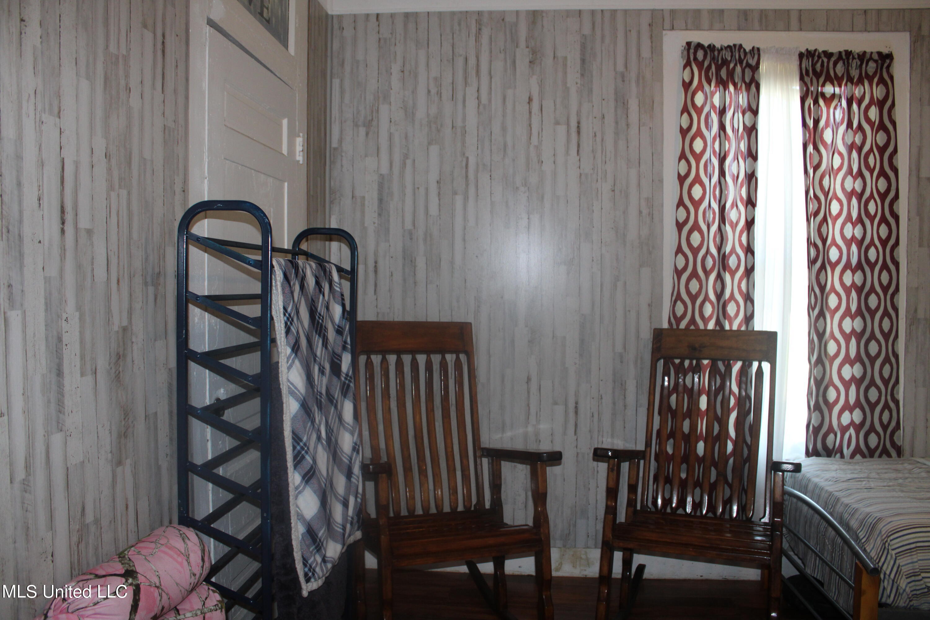 528 Perry Place Gulfport, MS 39507 - Photo 24 of 49 IMG_0280
