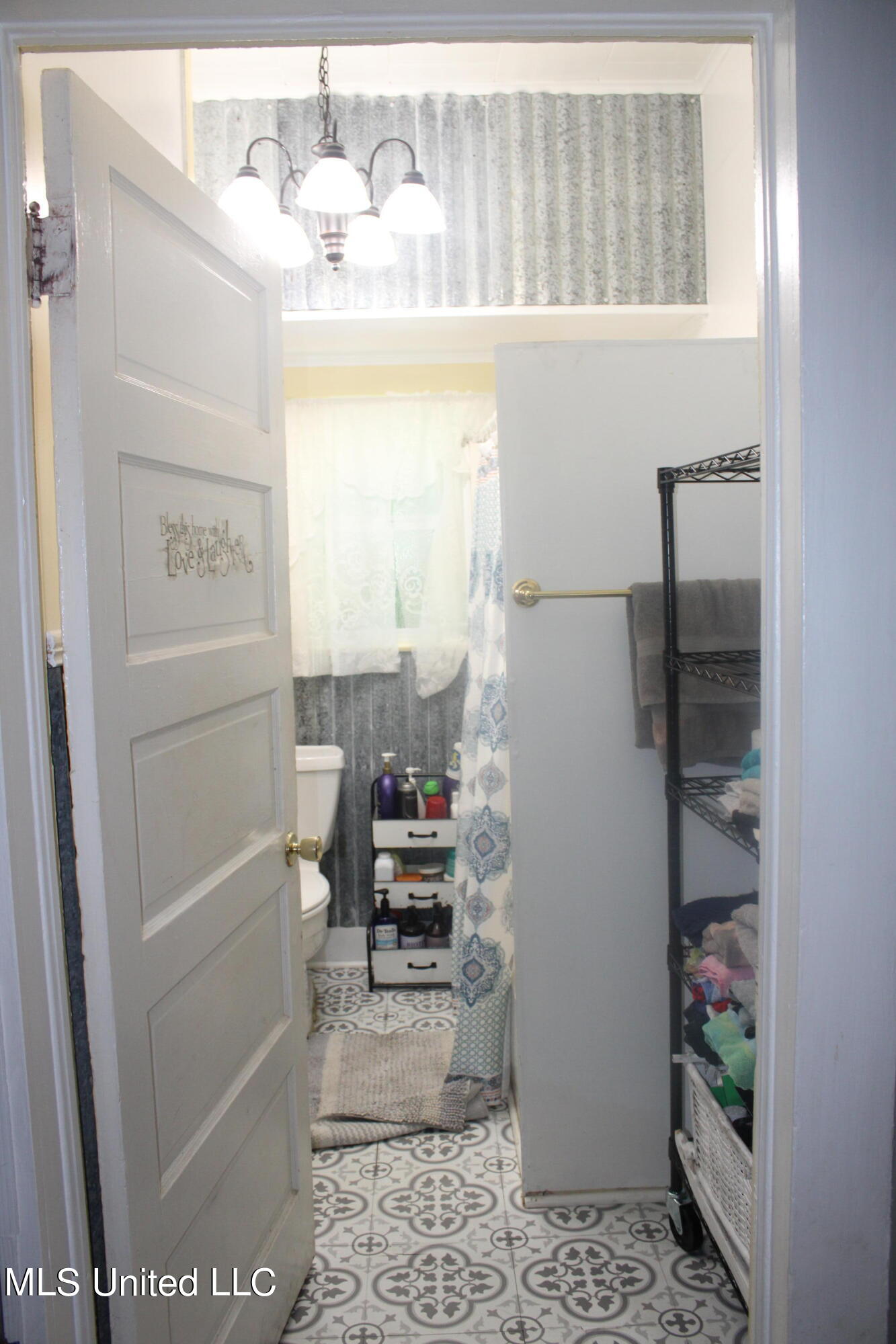 528 Perry Place Gulfport, MS 39507 - Photo 26 of 49 IMG_0282