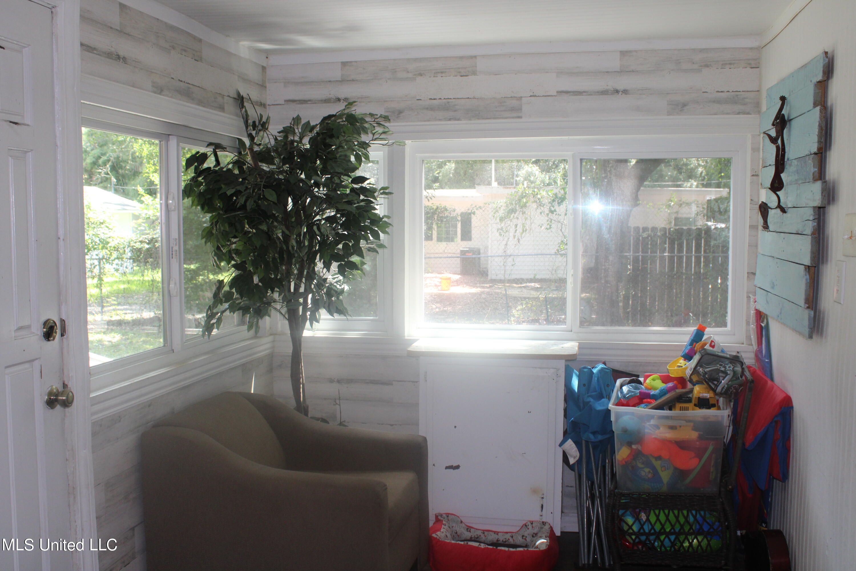 528 Perry Place Gulfport, MS 39507 - Photo 36 of 49 IMG_0293
