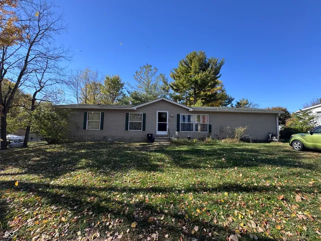 $144,900 | 112 Cross Street, Waveland, IN 47989