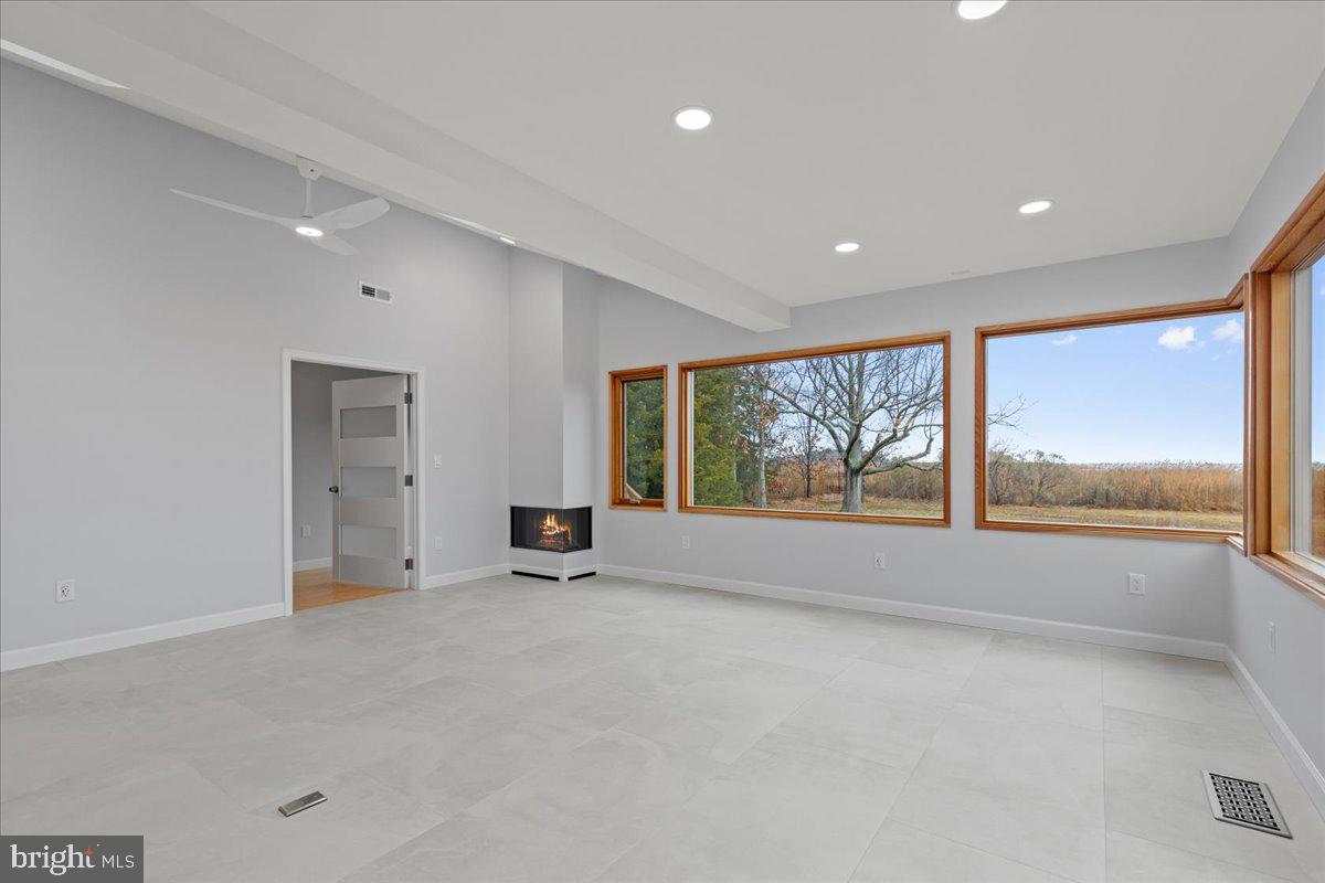 1345 Ellicott Avenue Churchton, MD 20733 - Photo 5 of 51 Living room