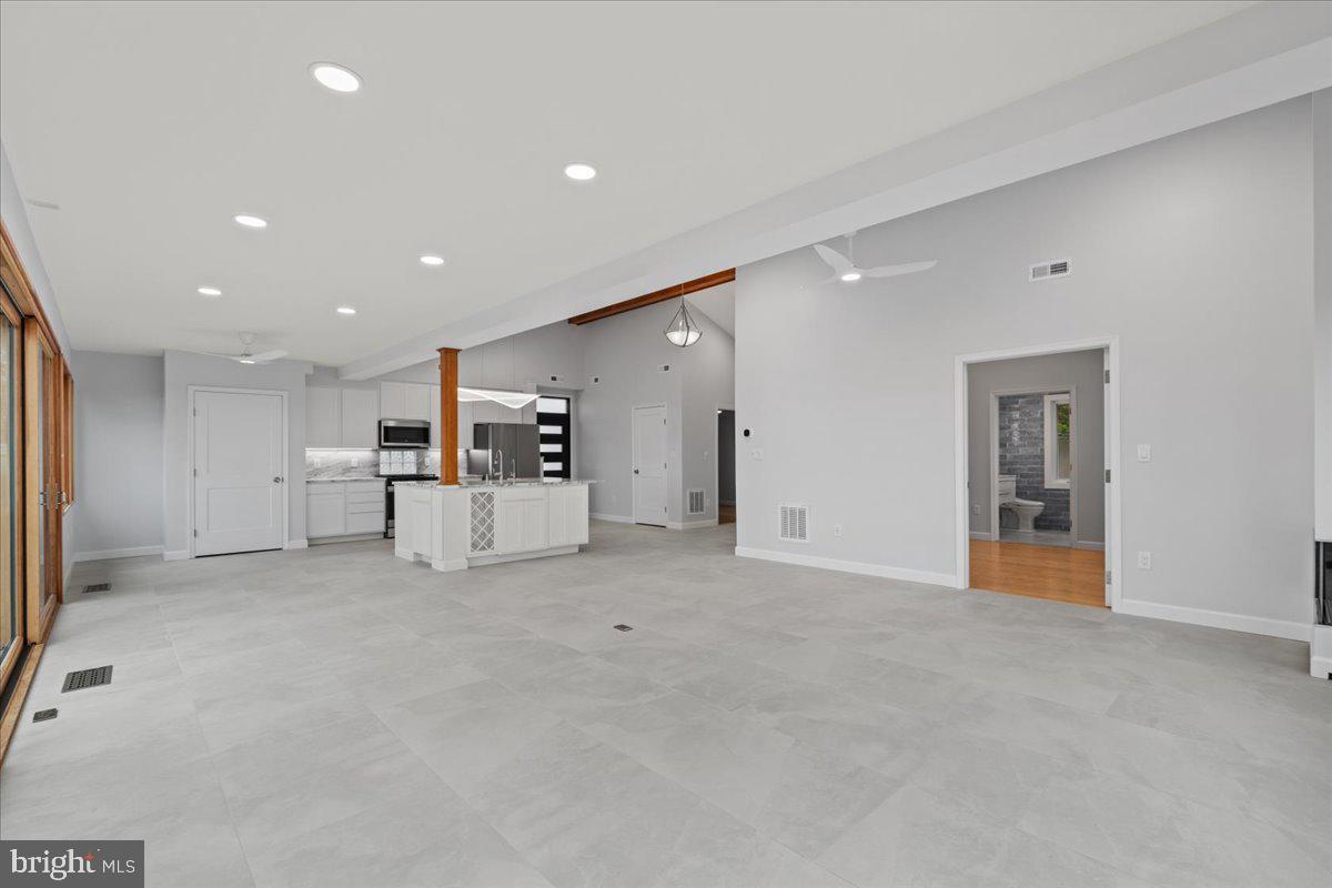 1345 Ellicott Avenue Churchton, MD 20733 - Photo 6 of 51 Living room