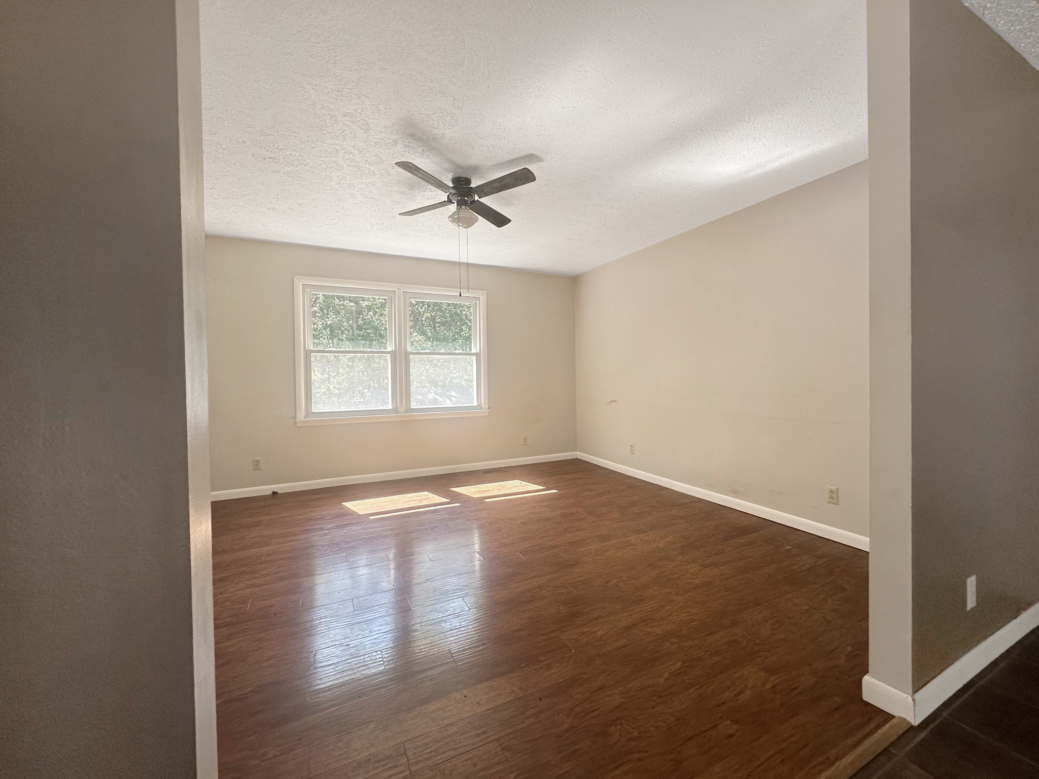 4939 Highway 49 Tennessee Ridge, TN 37178 - Photo 20 of 40 The formal dining room has updated flooring.