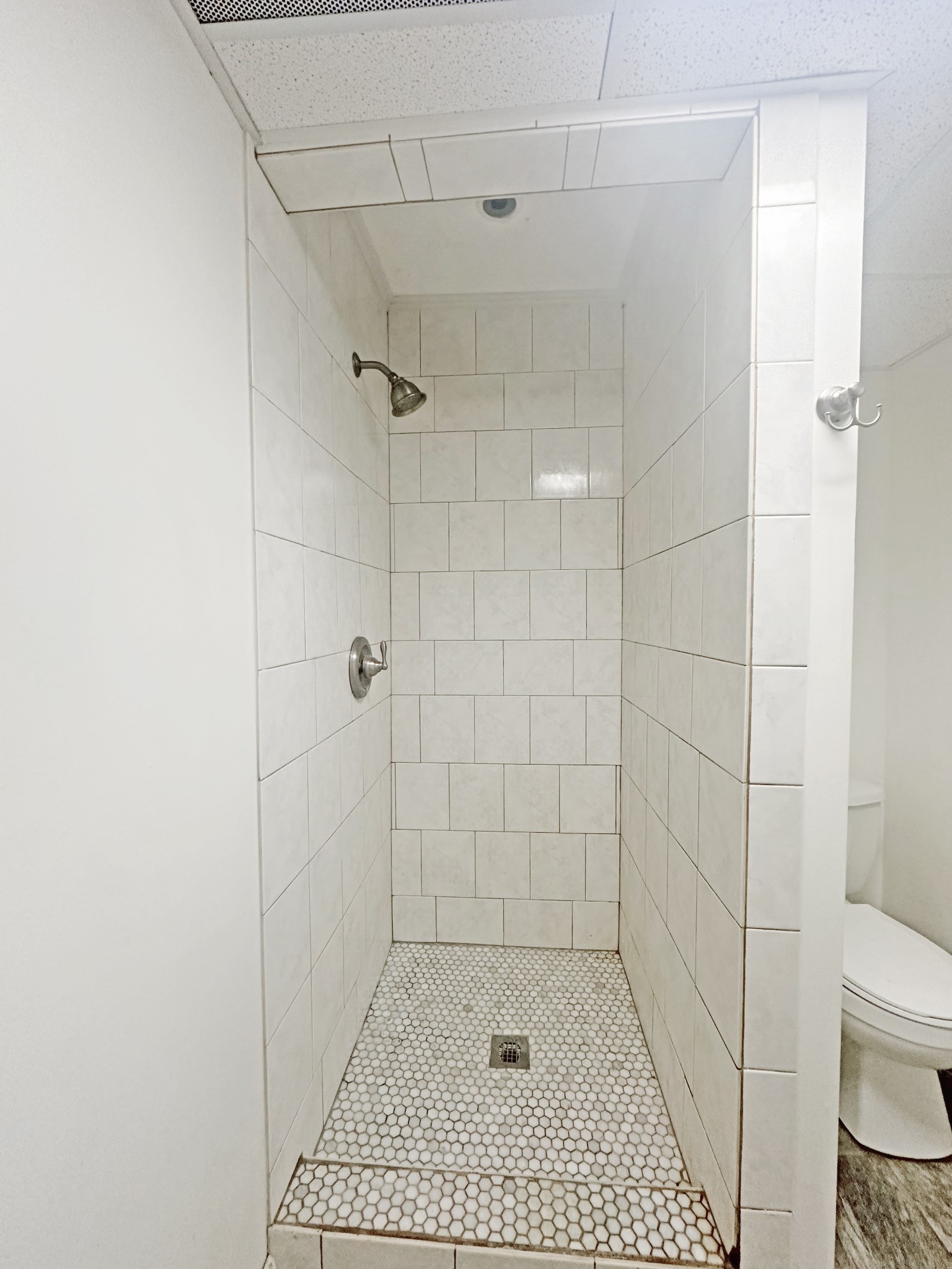 4939 Highway 49 Tennessee Ridge, TN 37178 - Photo 39 of 40 Full tiled shower in the basement bath.