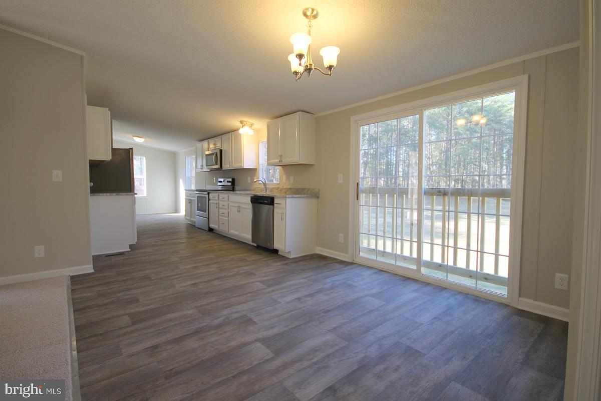 25279 Independence Road Unionville, VA 22567 - Photo 4 of 40 Gallery Image 4