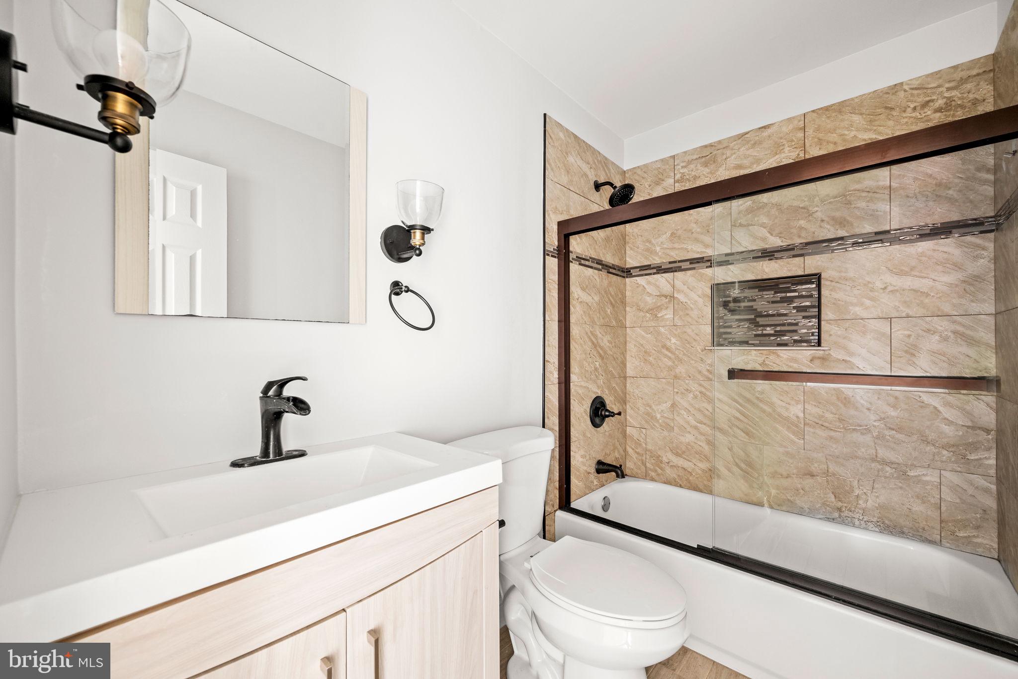 60 Russell Road Phoenixville, PA 19460 - Photo 19 of 24 Hall Full Bath