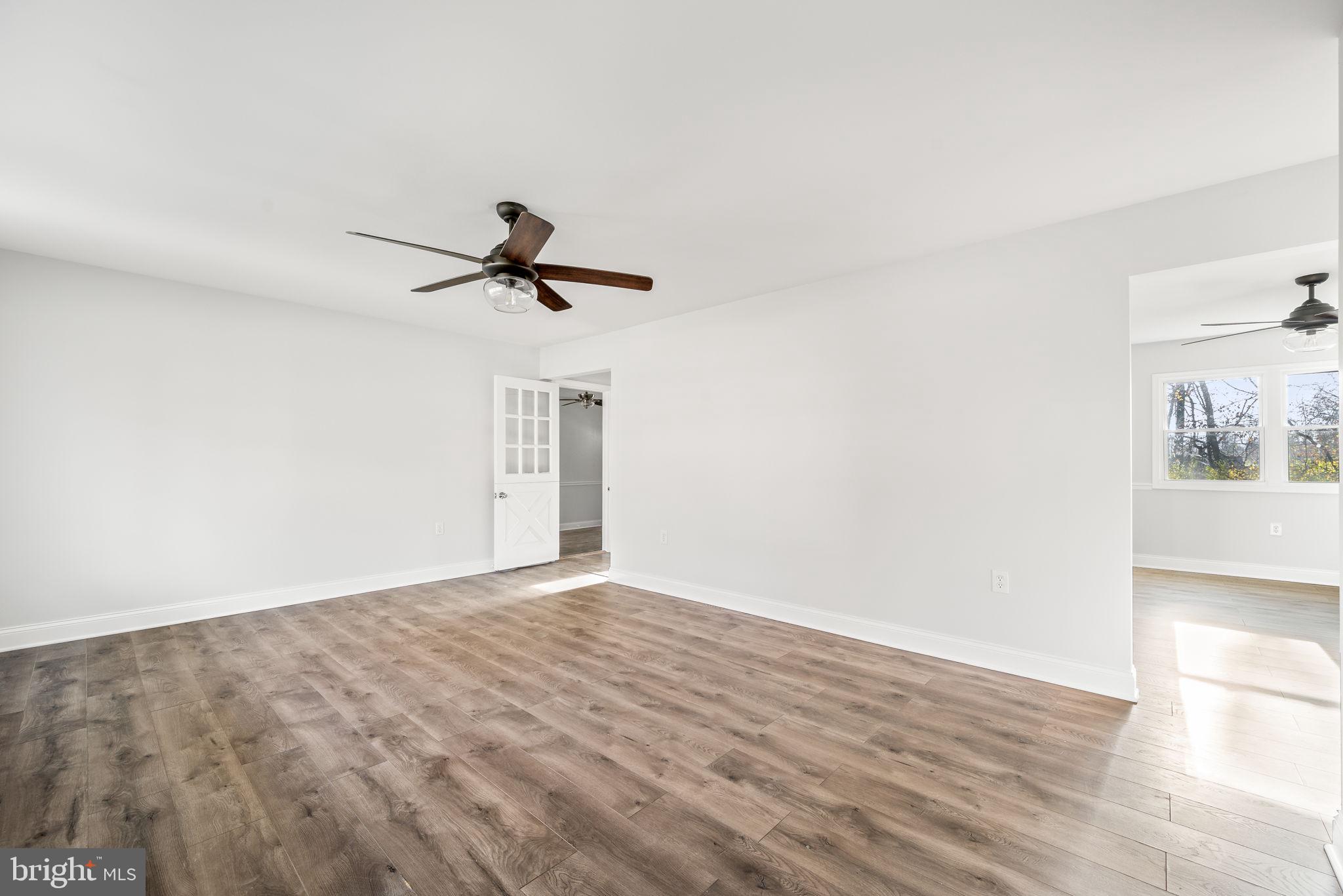 60 Russell Road Phoenixville, PA 19460 - Photo 5 of 24 Living Room