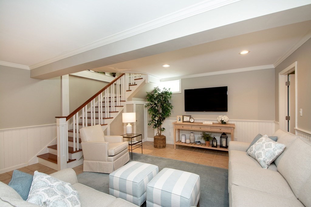 16 Mayflower Road Duxbury, MA 02332 - Photo 23 of 39 Gallery Image 23