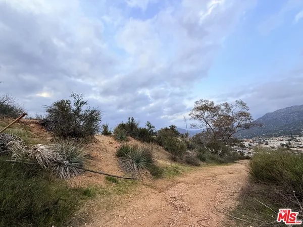 $59,500 | 9735 North Estaban Way, Tujunga, CA 91042
