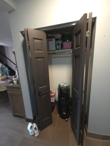 a view of walk in closet