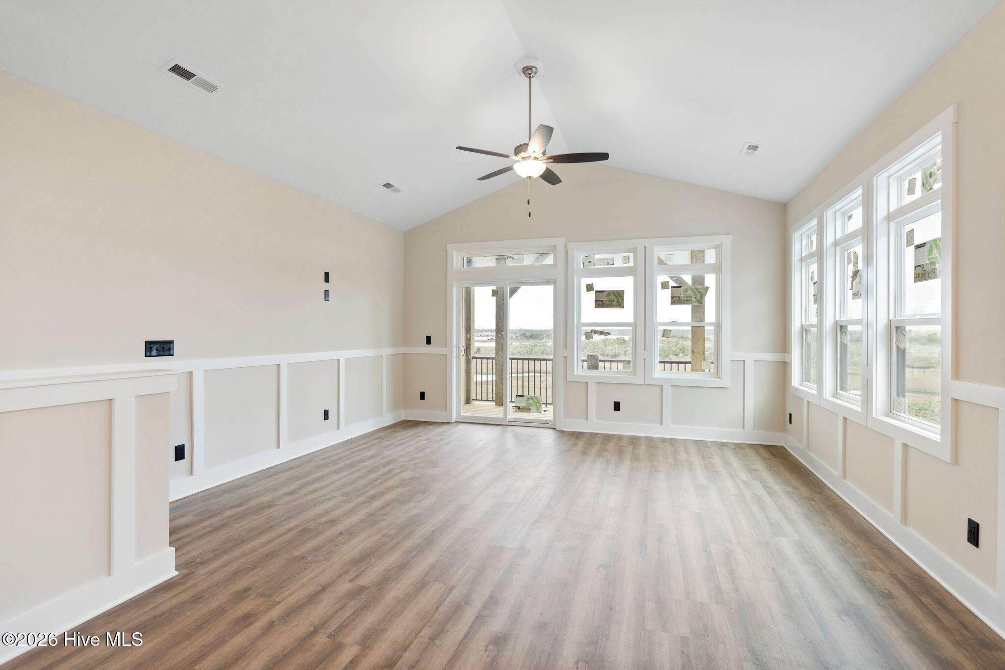 207 Shell Road, Unit 3A Surf City, NC 28445 - Photo 17 of 71 Similar Photo