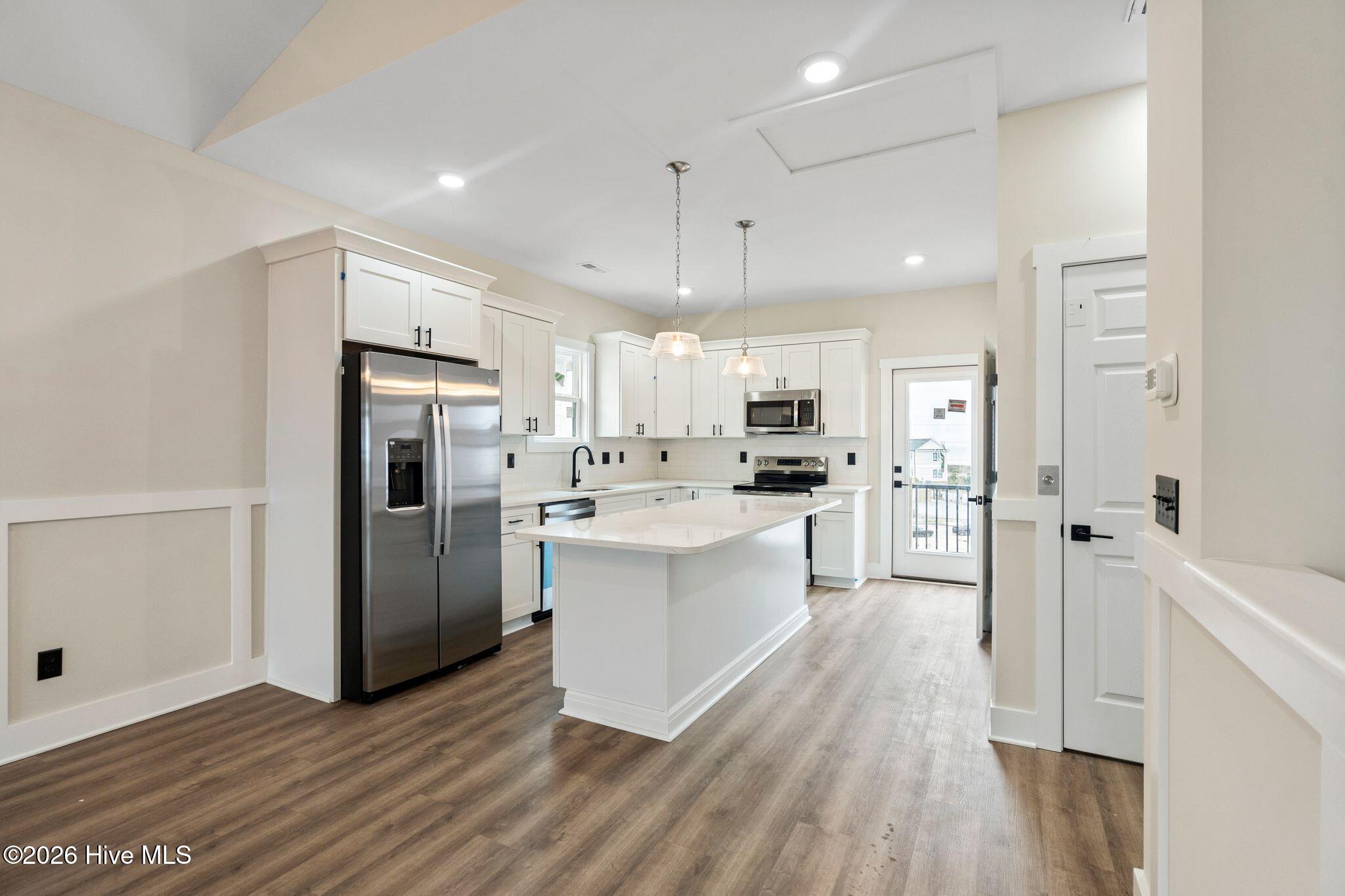 207 Shell Road, Unit 3A Surf City, NC 28445 - Photo 19 of 71 Similar Photo