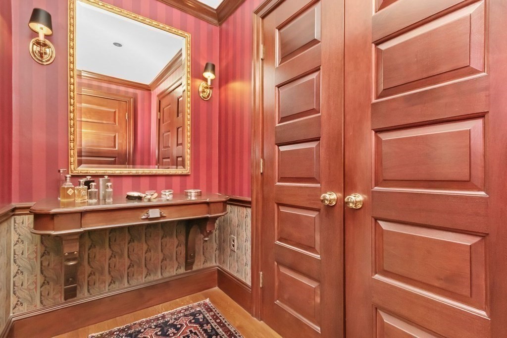 17 Old England Road Newton, MA 02467 - Photo 17 of 32
