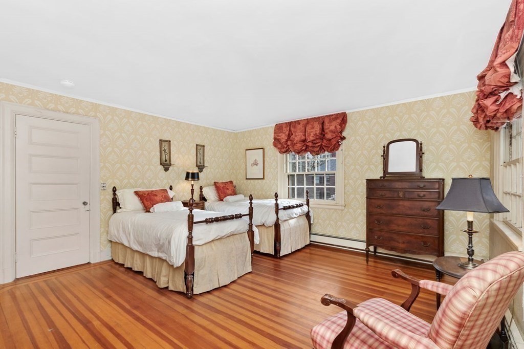 17 Old England Road Newton, MA 02467 - Photo 20 of 32