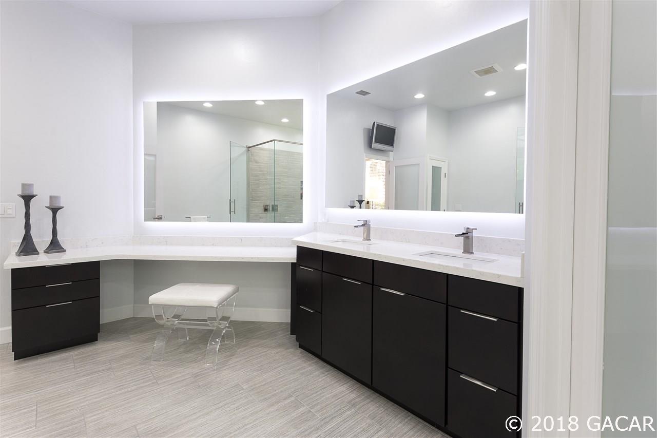 8351 Southwest 75th Road Gainesville, FL 32608 - Photo 16 of 30 Gallery Image 16