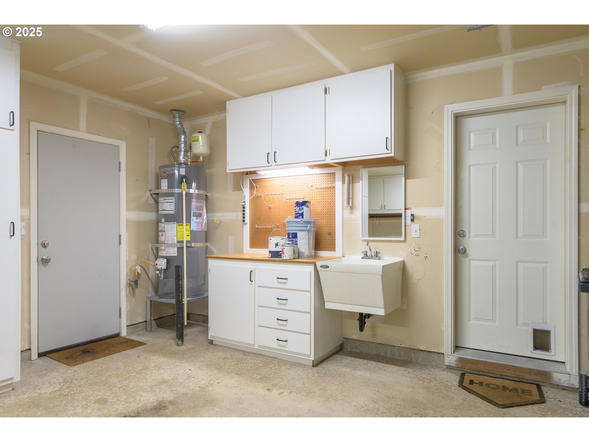 5470 Jeffrey Way Eugene, OR 97402 - Photo 32 of 48 a view of cabinets with wooden floor and cabinet