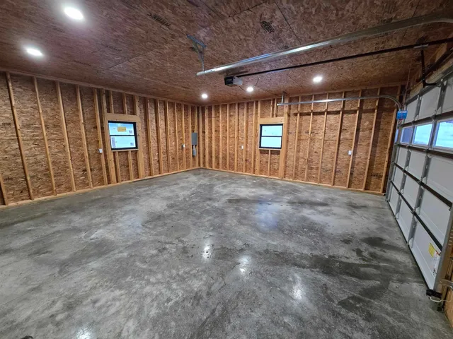 $529,000 | 219 Emzaga Drive, Williamstown, VT 05679