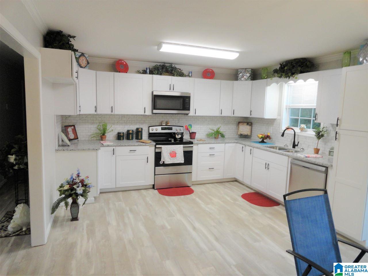 402 View Drive Warrior, AL 35180 - Photo 6 of 27