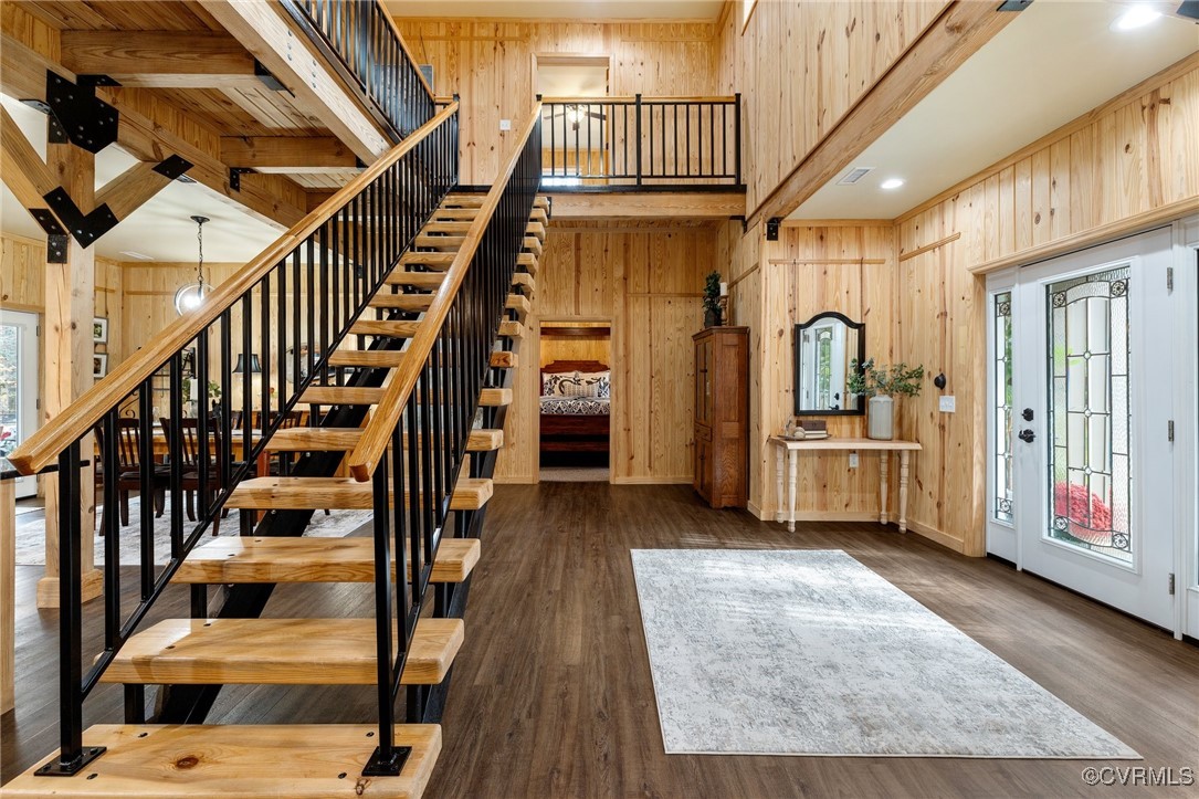 3798 Riddles Bridge Road Goochland, VA 23063 - Photo 4 of 31 a view of entryway and hall with wooden floor