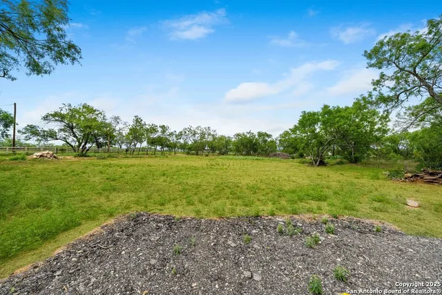 $479,900 | 14830 Farm To Market 1346, St. Hedwig, TX 78152