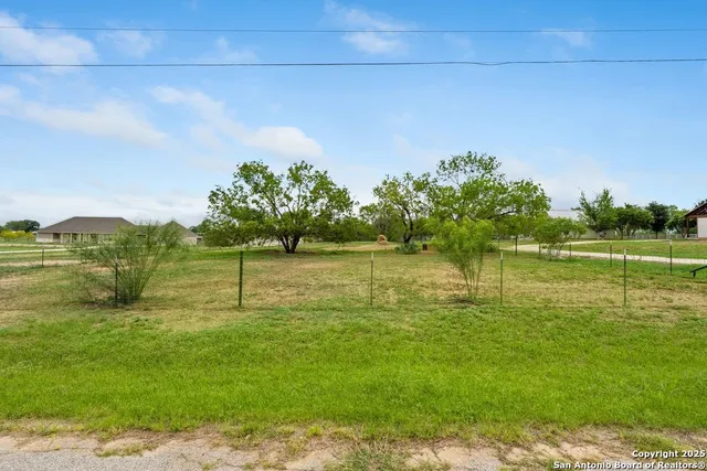 $479,900 | 14830 Farm To Market 1346, St. Hedwig, TX 78152