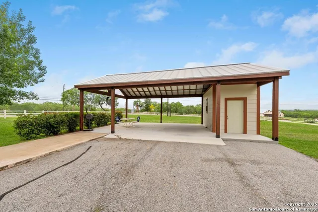 $449,000 | 14830 Farm To Market 1346, St. Hedwig, TX 78152