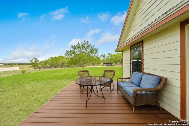 $449,000 | 14830 Farm To Market 1346, St. Hedwig, TX 78152