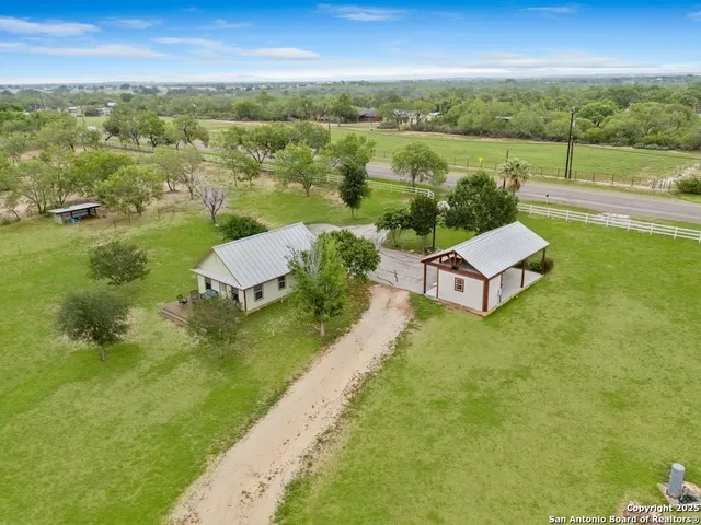 $449,000 | 14830 Farm To Market 1346, St. Hedwig, TX 78152
