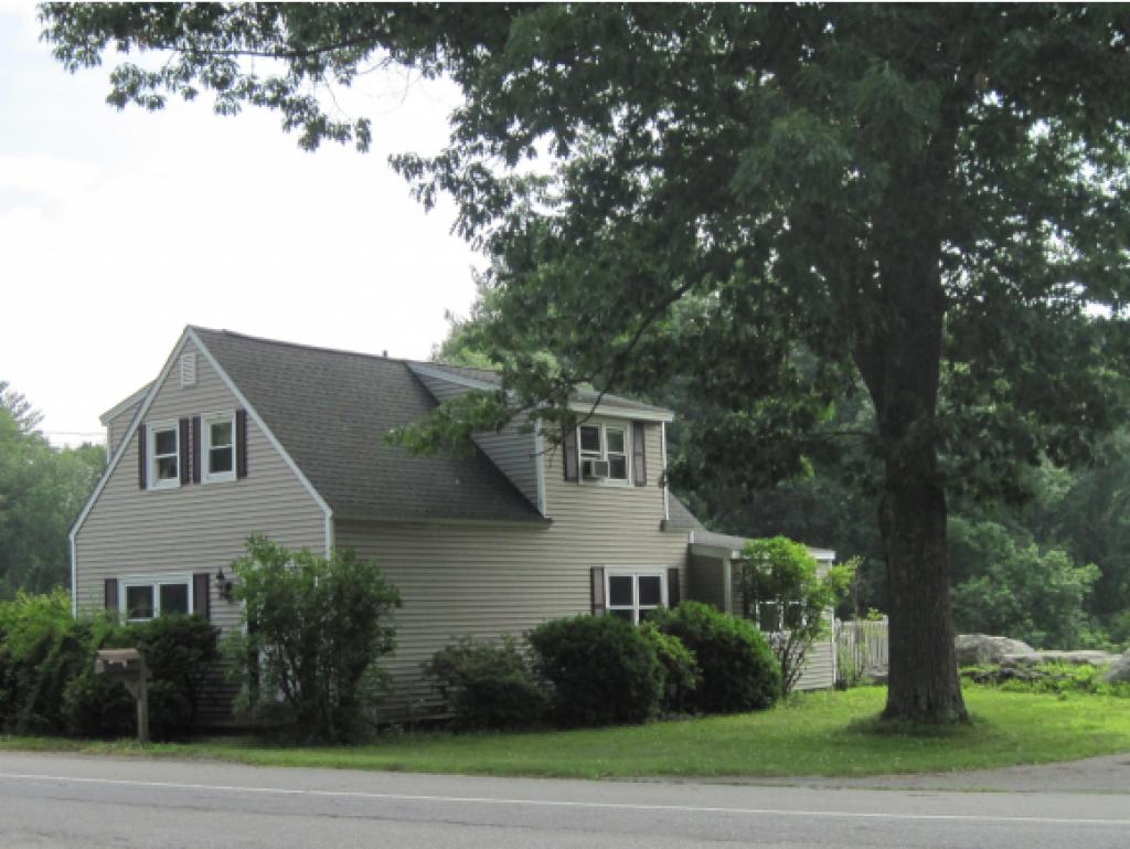 43 Chester Road Derry, NH 03038 - Photo 1 of 14