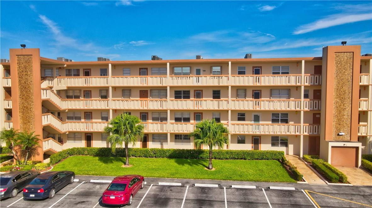 3016 Newcastle A, Unit A Boca Raton, FL 33434 - Photo 3 of 63 Photo 3