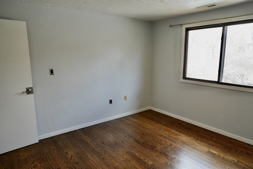 189 Littleton Road, Unit 19 Chelmsford, MA 01824 - Photo 13 of 30