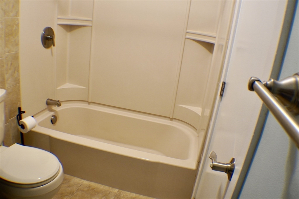 189 Littleton Road, Unit 19 Chelmsford, MA 01824 - Photo 18 of 30