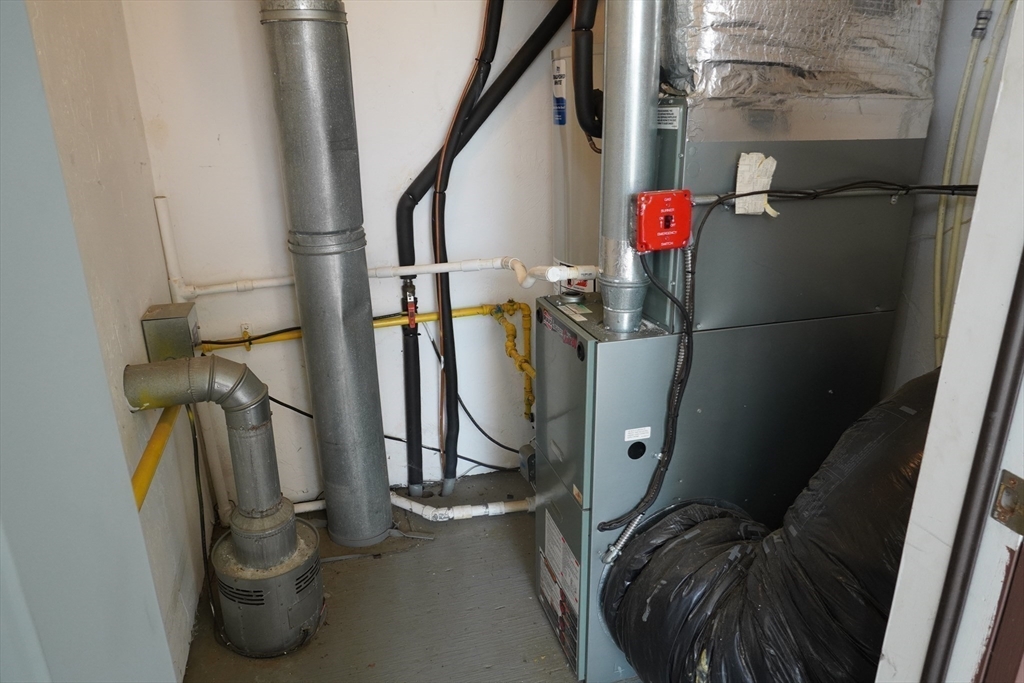 189 Littleton Road, Unit 19 Chelmsford, MA 01824 - Photo 23 of 30