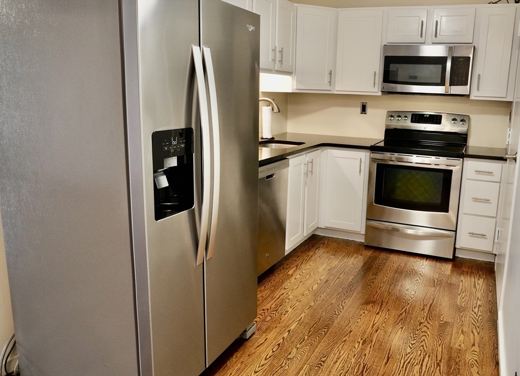 189 Littleton Road, Unit 19 Chelmsford, MA 01824 - Photo 3 of 30