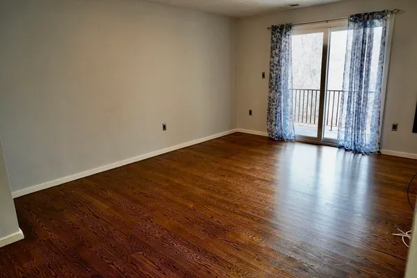 $340,000 | 189 Littleton Road, Unit 19, Chelmsford, MA 01824