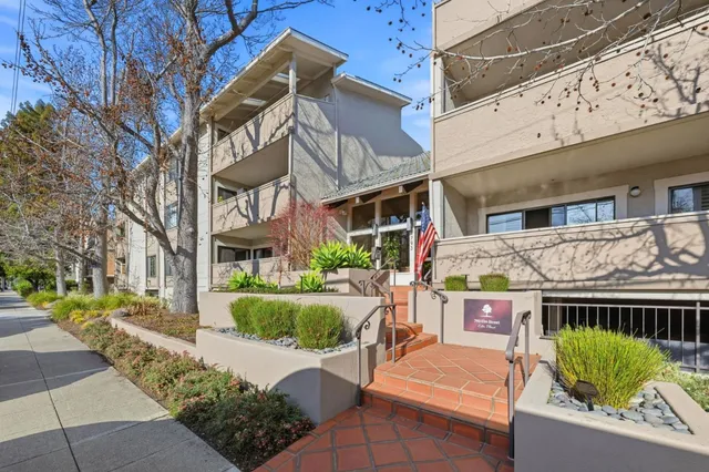 $1,225,000 | 793 Elm Street, Unit 17, San Carlos, CA 94070
