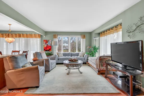 $415,000 | 56 Violet Court, Toms River, NJ 08753