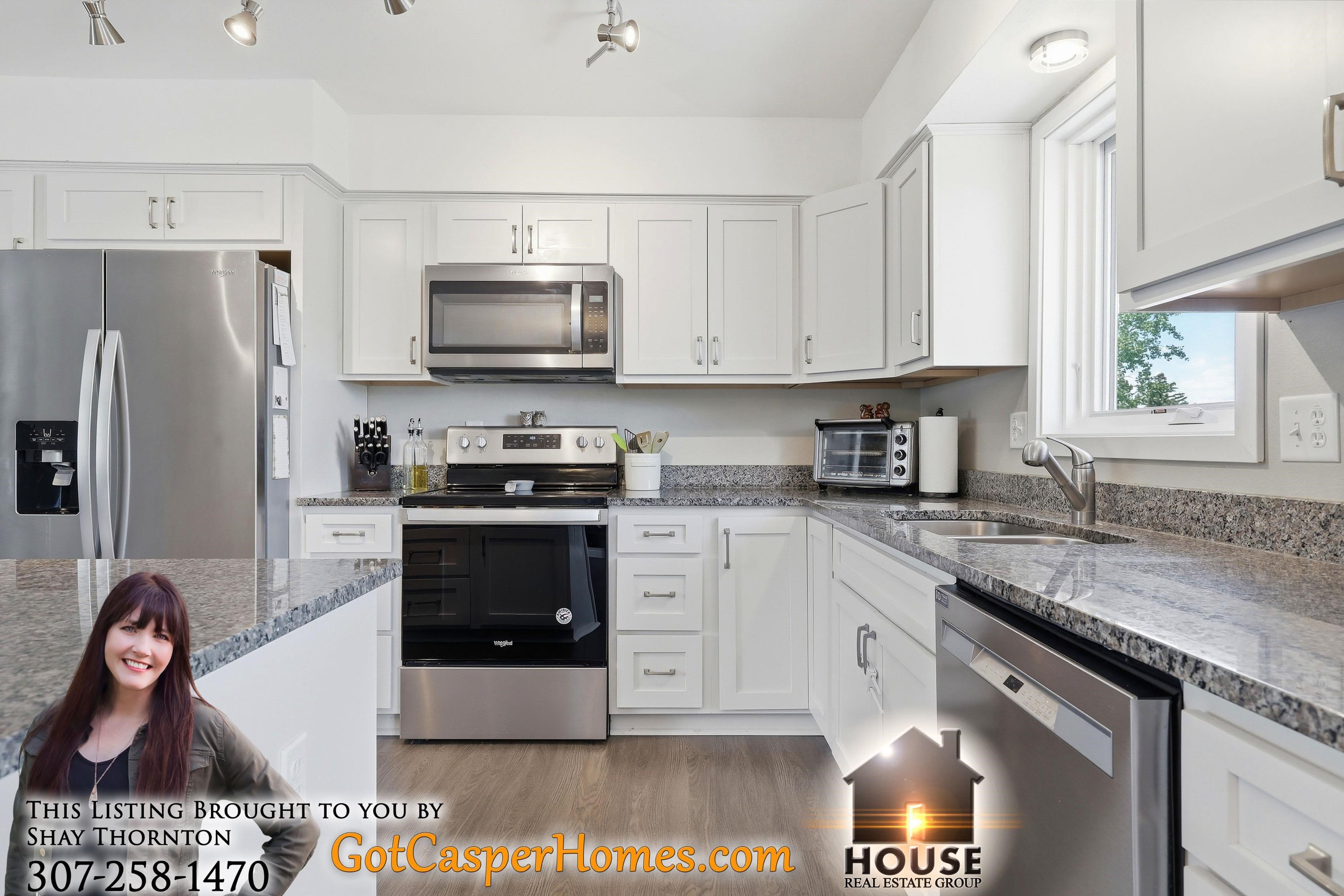 730 West 54th Street Casper, WY 82601 - Photo 10 of 31