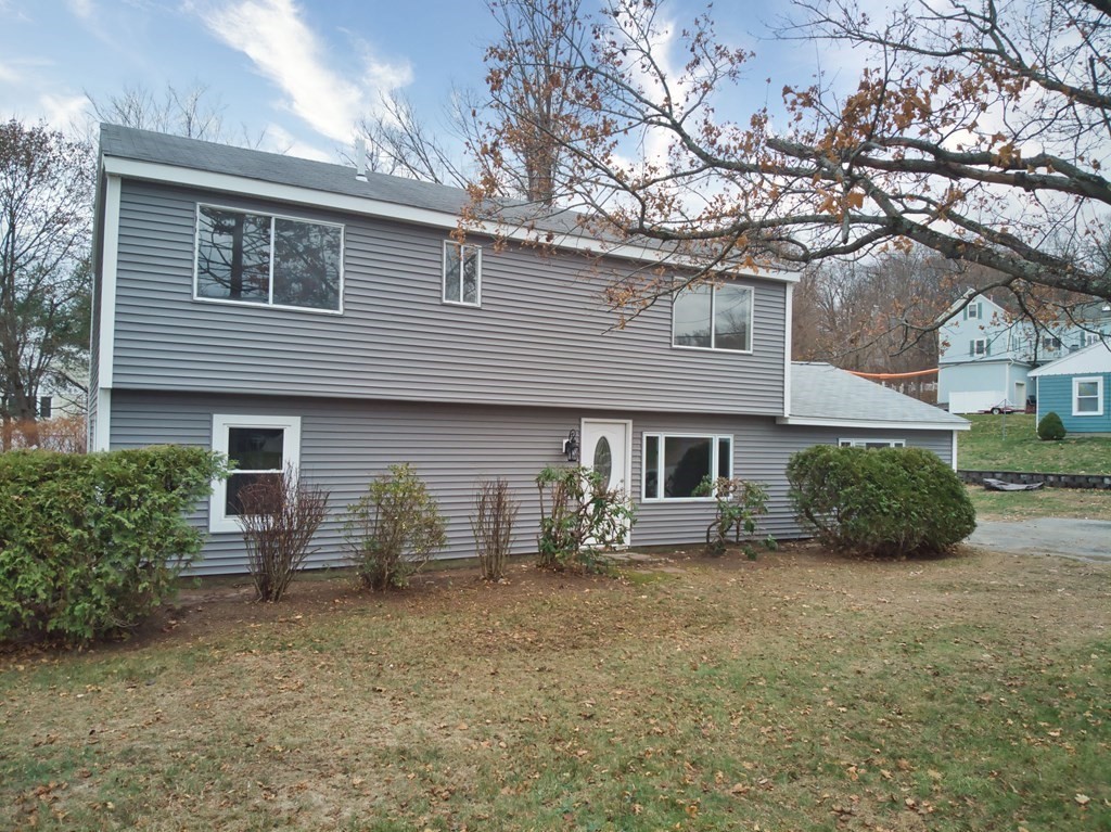 7 Erlin Road Chelmsford, MA 01824 - Photo 2 of 27