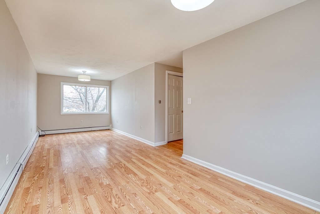 7 Erlin Road Chelmsford, MA 01824 - Photo 22 of 27