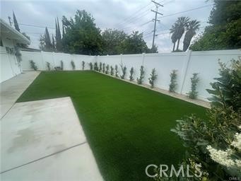 7915 Bothwell Road Reseda, CA 91335 - Photo 16 of 18