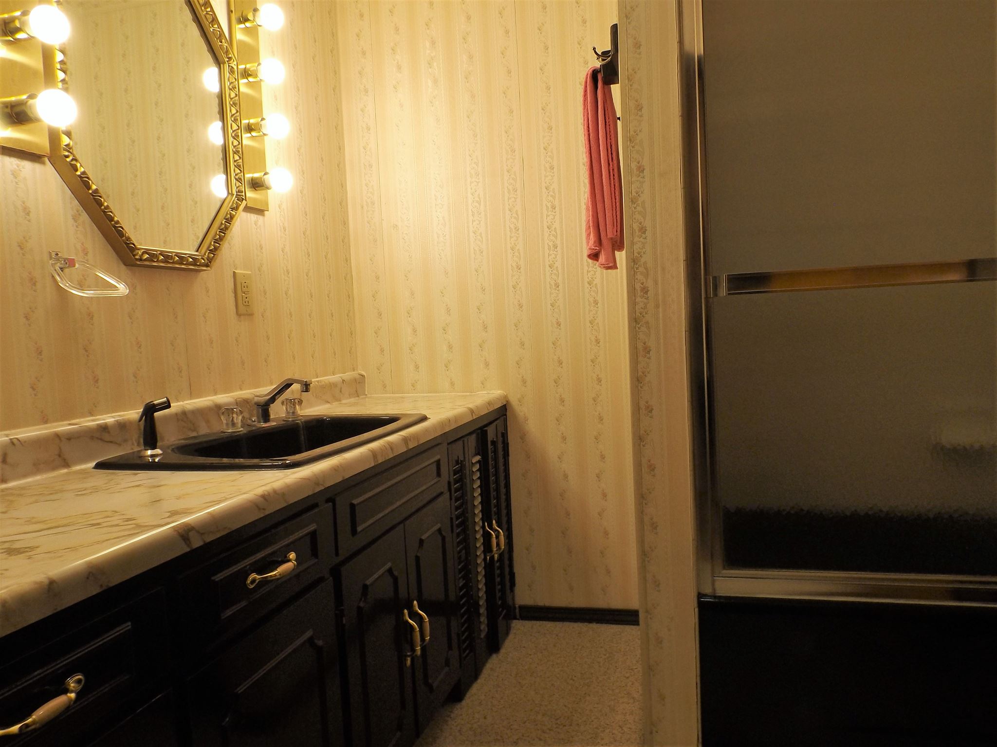 10521 Bethel Road Fort Wayne, IN 46818 - Photo 16 of 25 Gallery Image 16