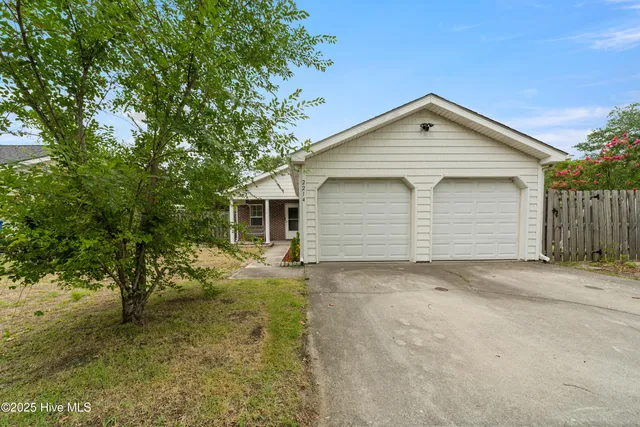 $315,800 | 2214 Jefferson Street, Wilmington, NC 28401