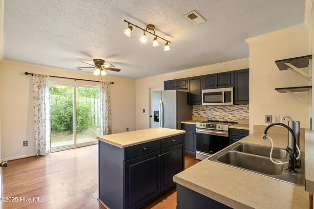 $315,800 | 2214 Jefferson Street, Wilmington, NC 28401