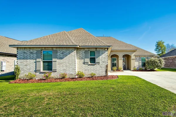 $306,000 | 378 Sucrose Drive, Thibodaux, LA 70301