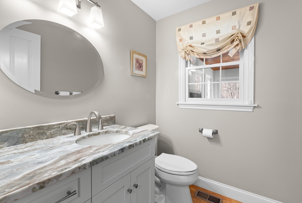 4 Davis Lane Georgetown, MA 01833 - Photo 13 of 42